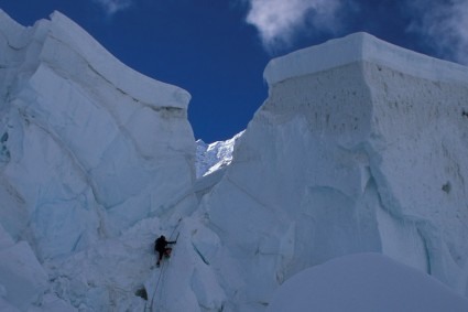 7 Irivan na Cascata de Gelo, Everest. Foto de Niclevicz